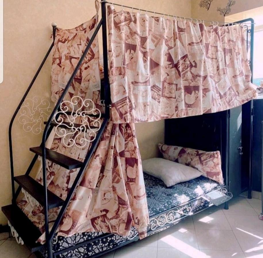 Aertisticspace In The Center 4 Bunk Dormroom Tanger Exterior foto